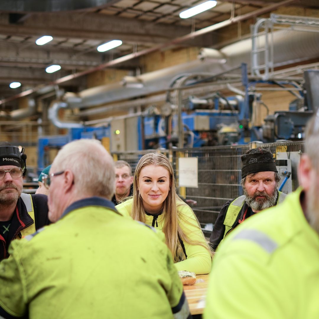 Medarbetarna fick fika och gott om tid att prata med leverantörerna och varandra
