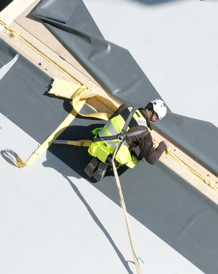 Klargjøring av moduler som er heist på plass