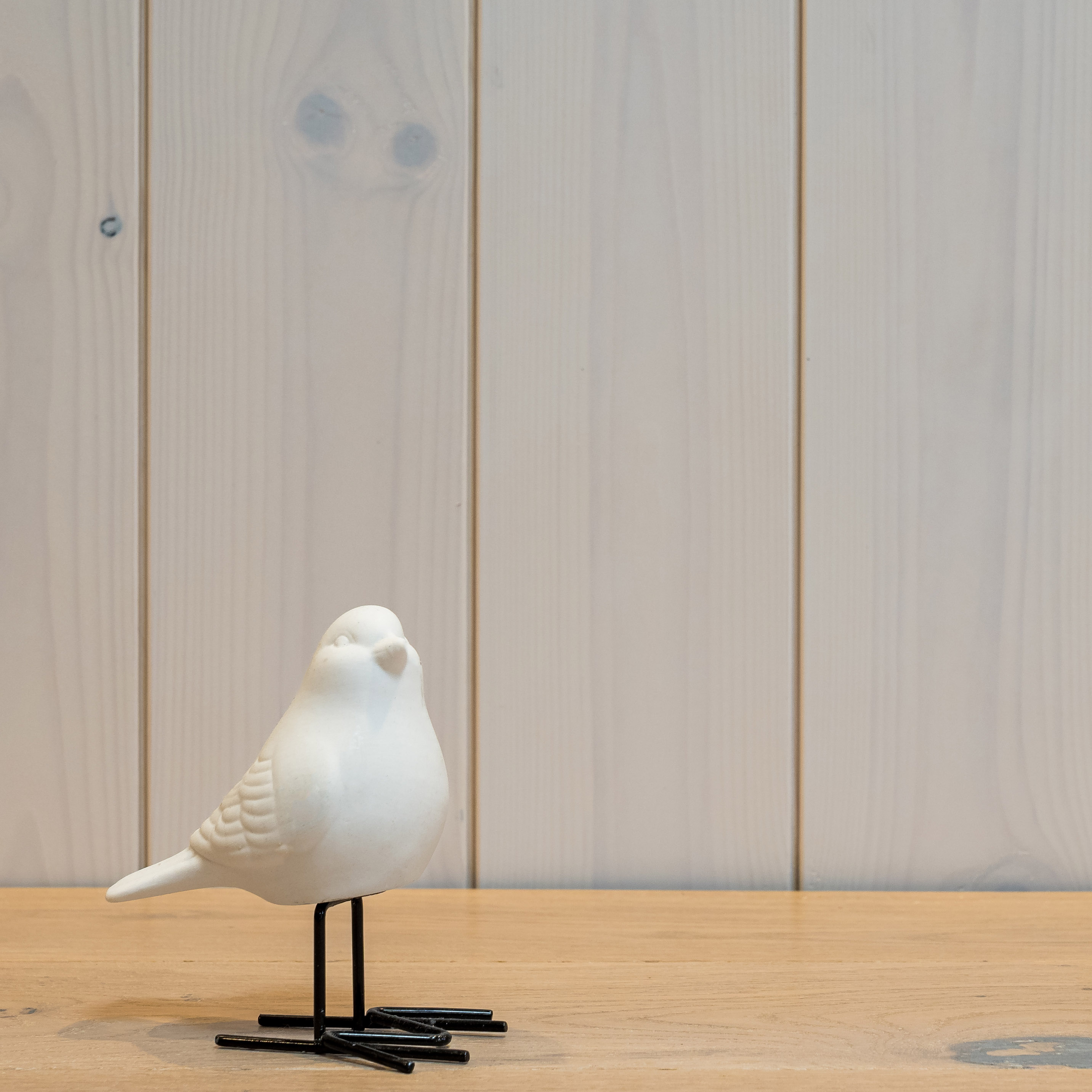 Sprekk dobbel hvitlasert fugl kvadrat.jpg